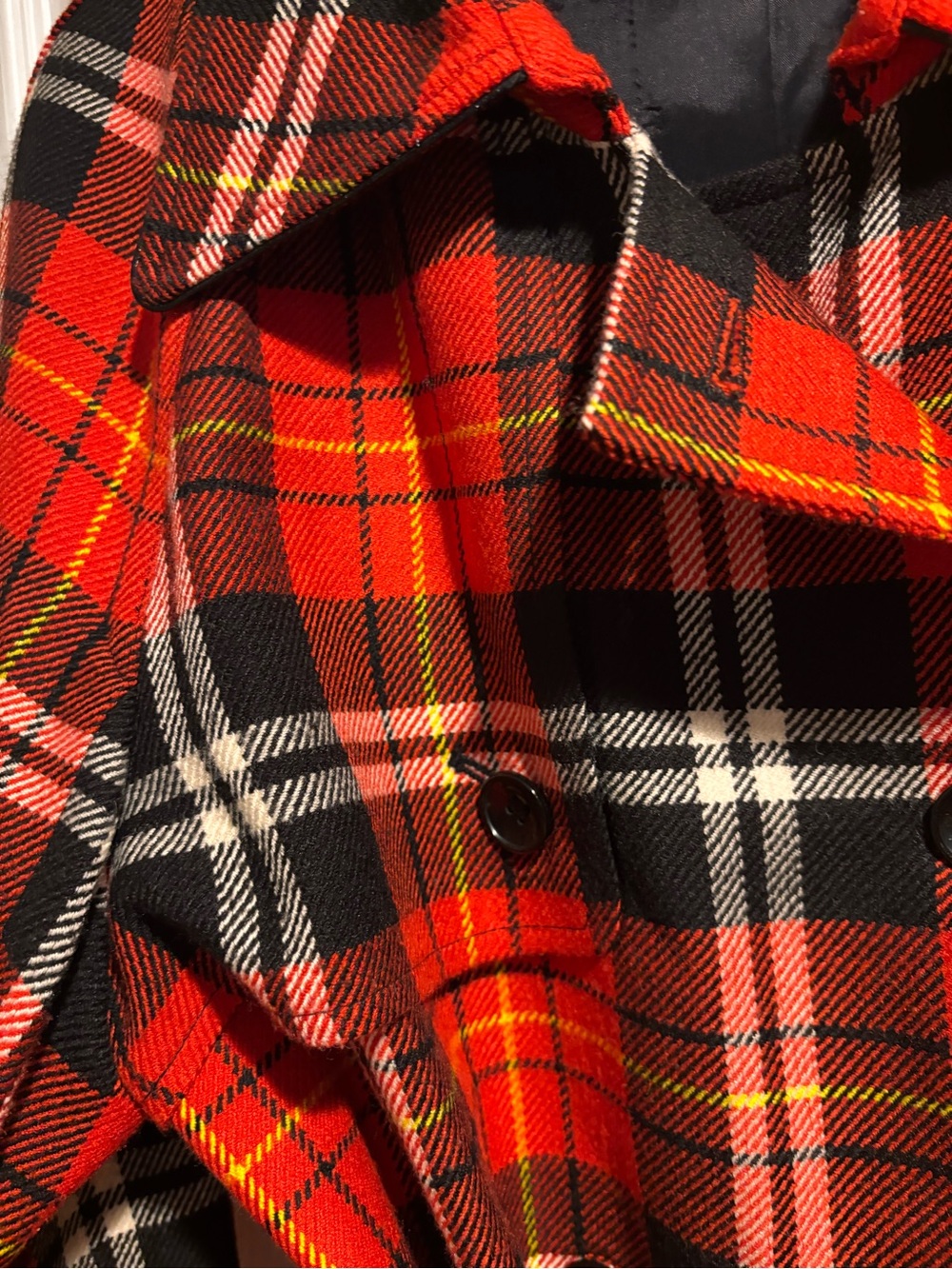 Evan Picone Red and Black Plaid Belted Trench - Picture 5 of 12